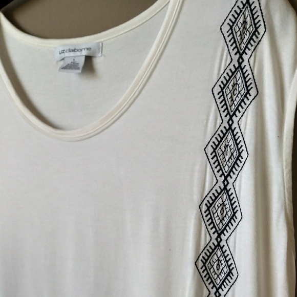 LC · Sleeveless Cream + Black Embroidered Boho Top - Picture 4 of 5